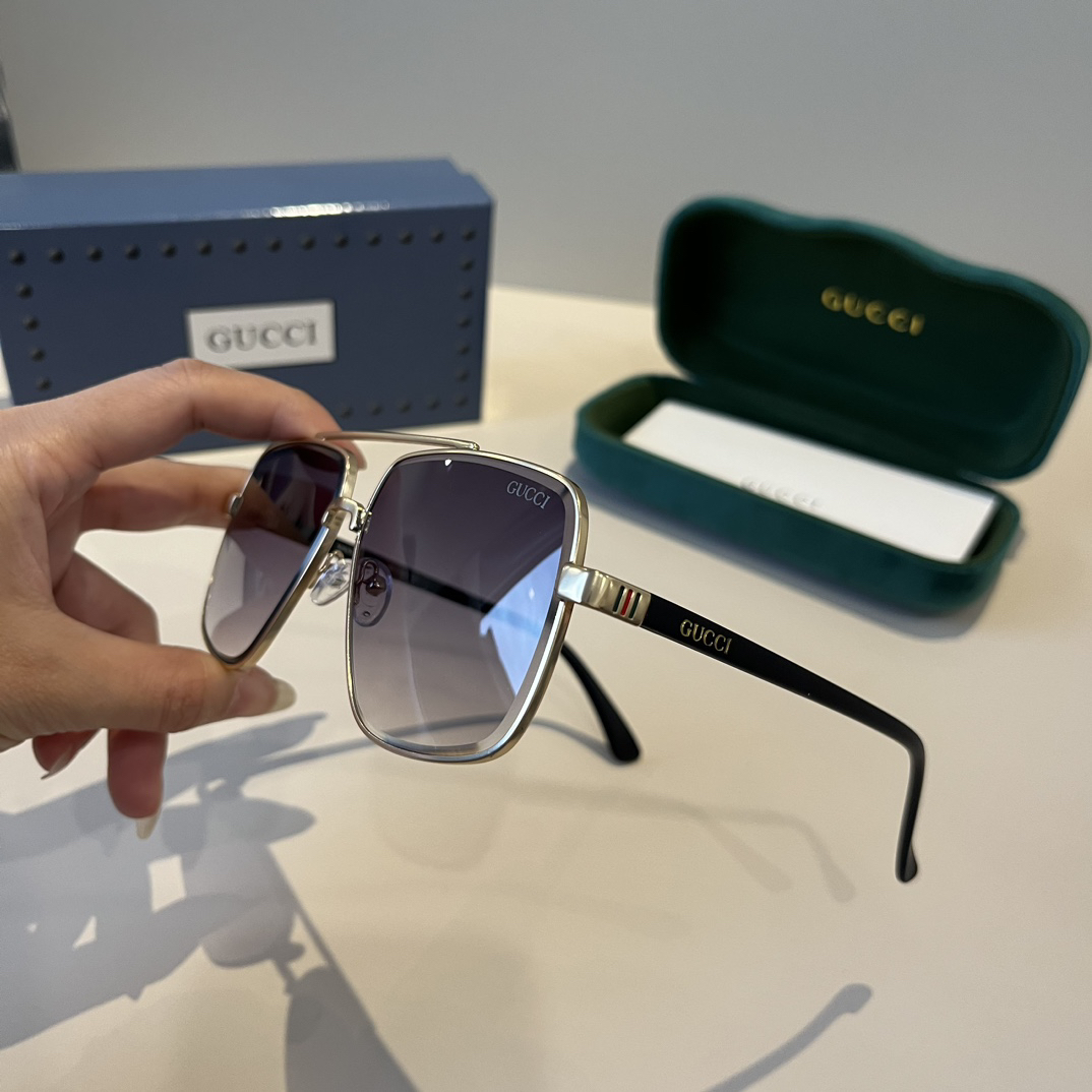 Gucci Square Frame Sunglasses