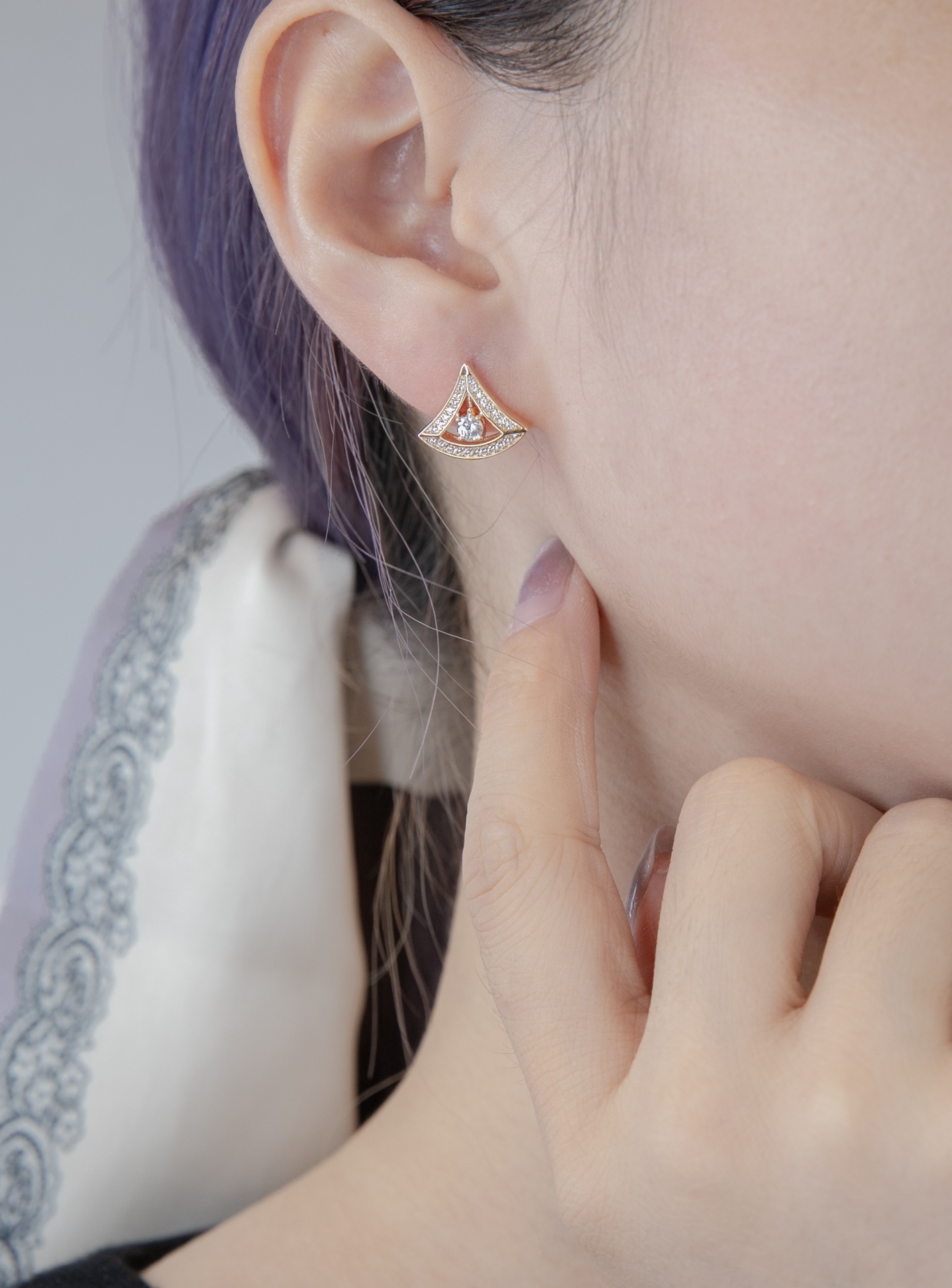 Bulgari B.ZERO 1 series diamond earrings