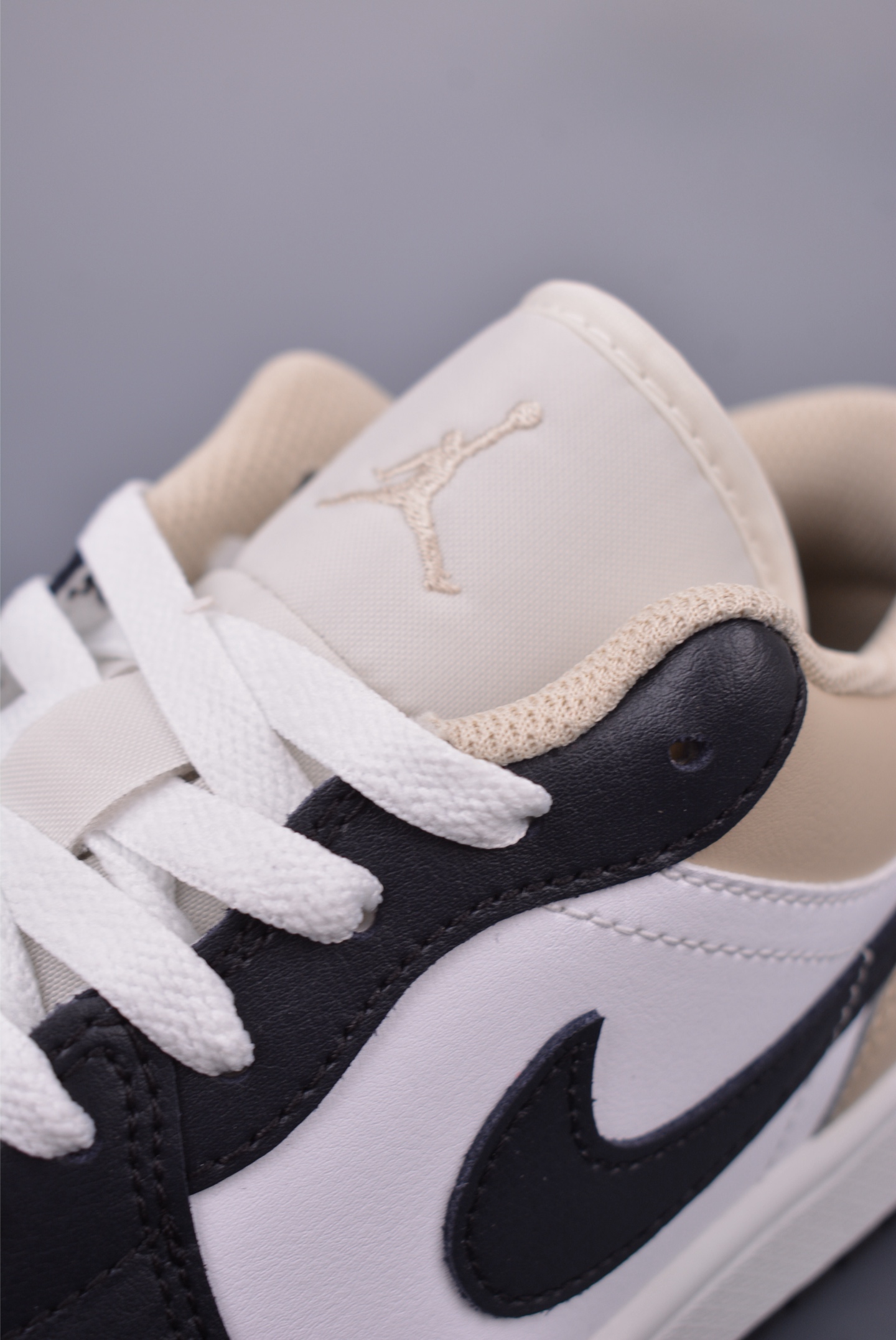 Air Jordan 1 Low AJ1 sports shoes 553558-153