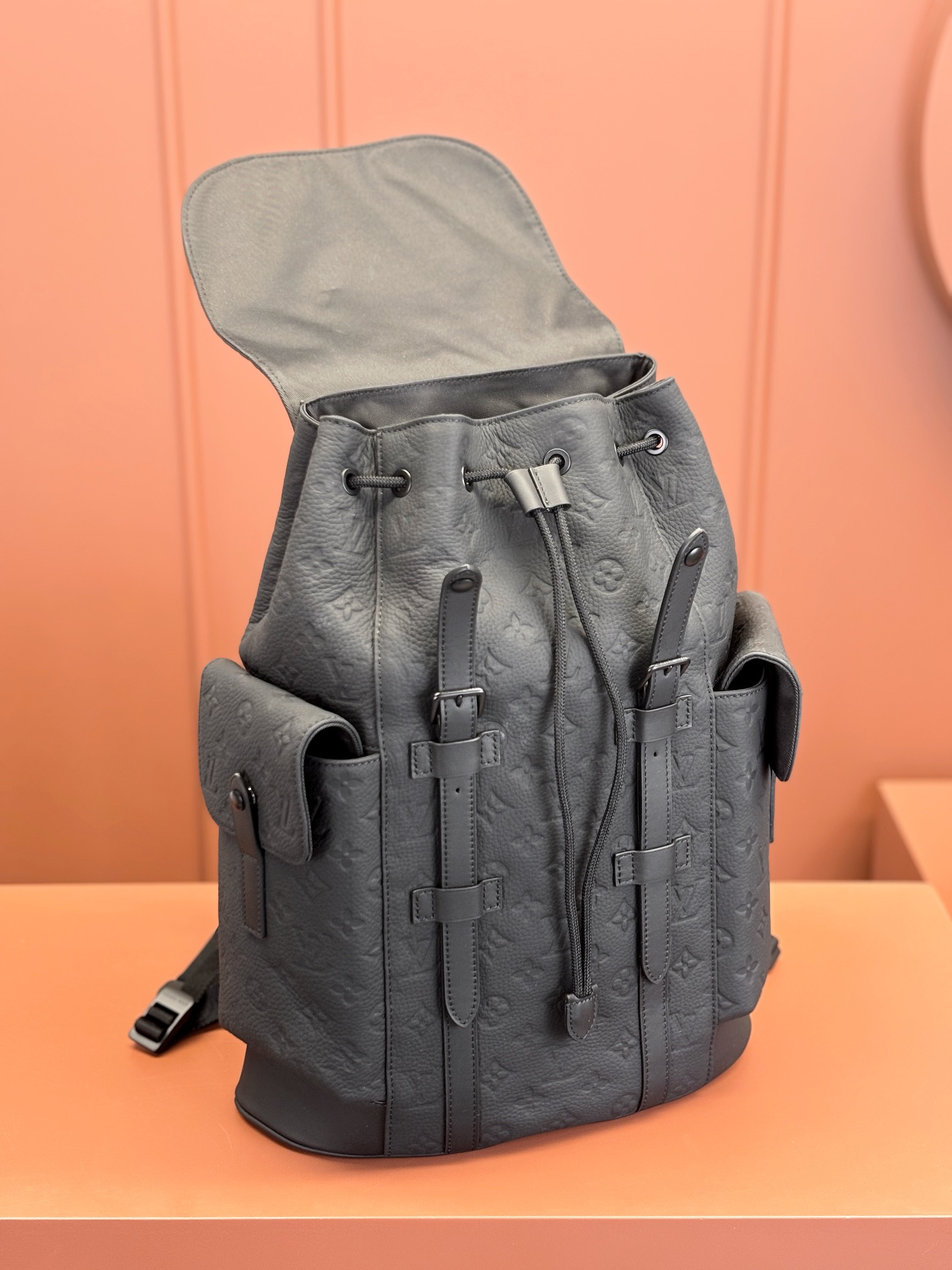 Louis Vuitton CHRISTOPHER Medium Backpack M55699