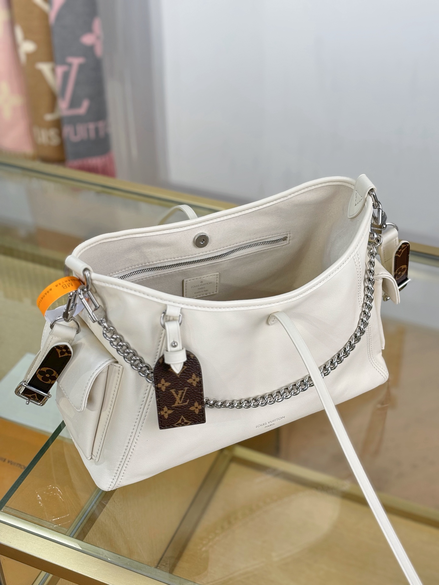 Louis Vuitton CARRYALL CARGO Small Handbag M12919