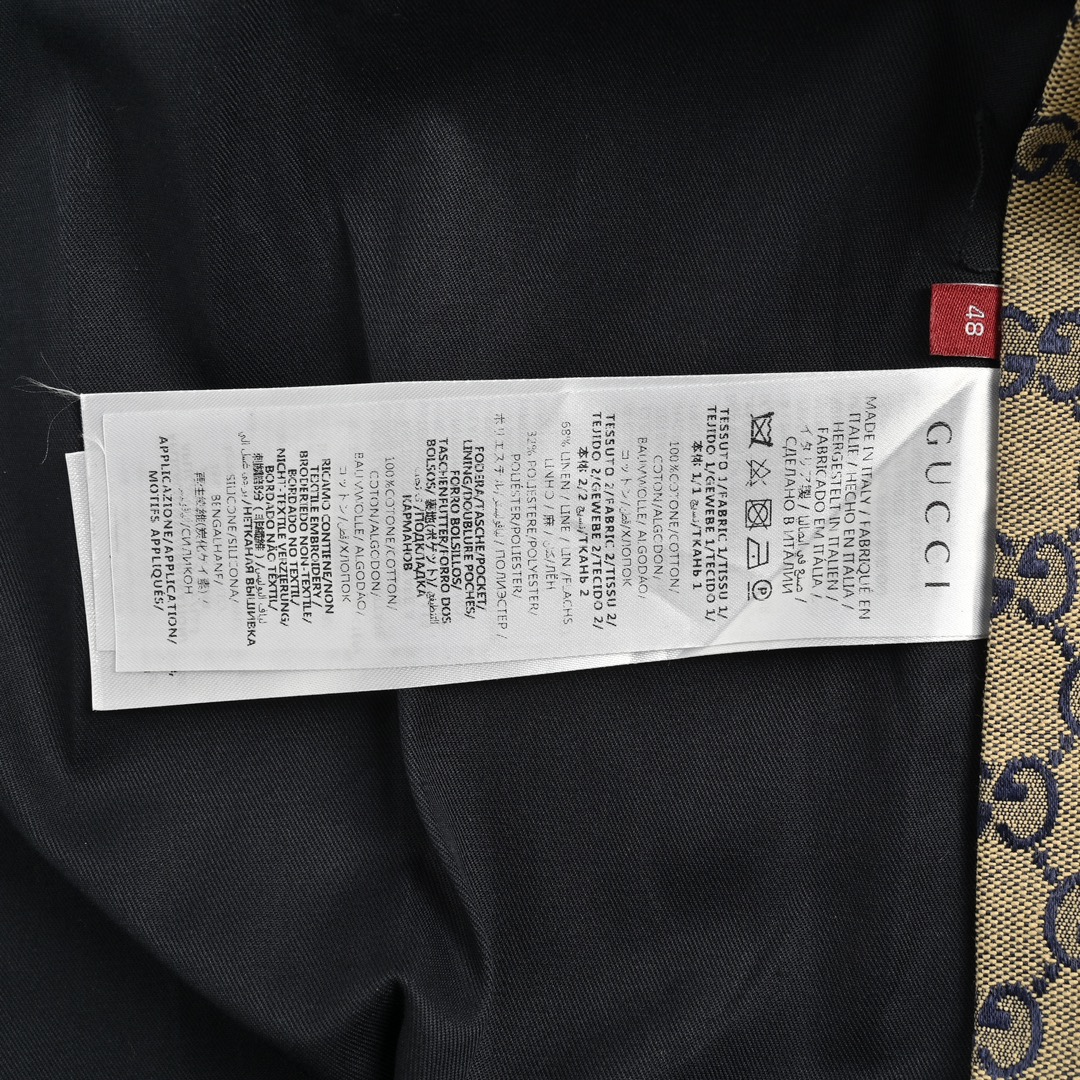 Gucci 24Fw solid color jacket with small chest logo