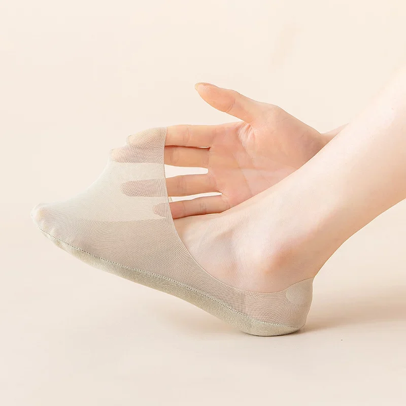 👍2024 New Arrival- 50% OFF💥Ultra Thin Ice Silk Cotton Bottom Mesh Socks (1 Sets 3 Pairs)