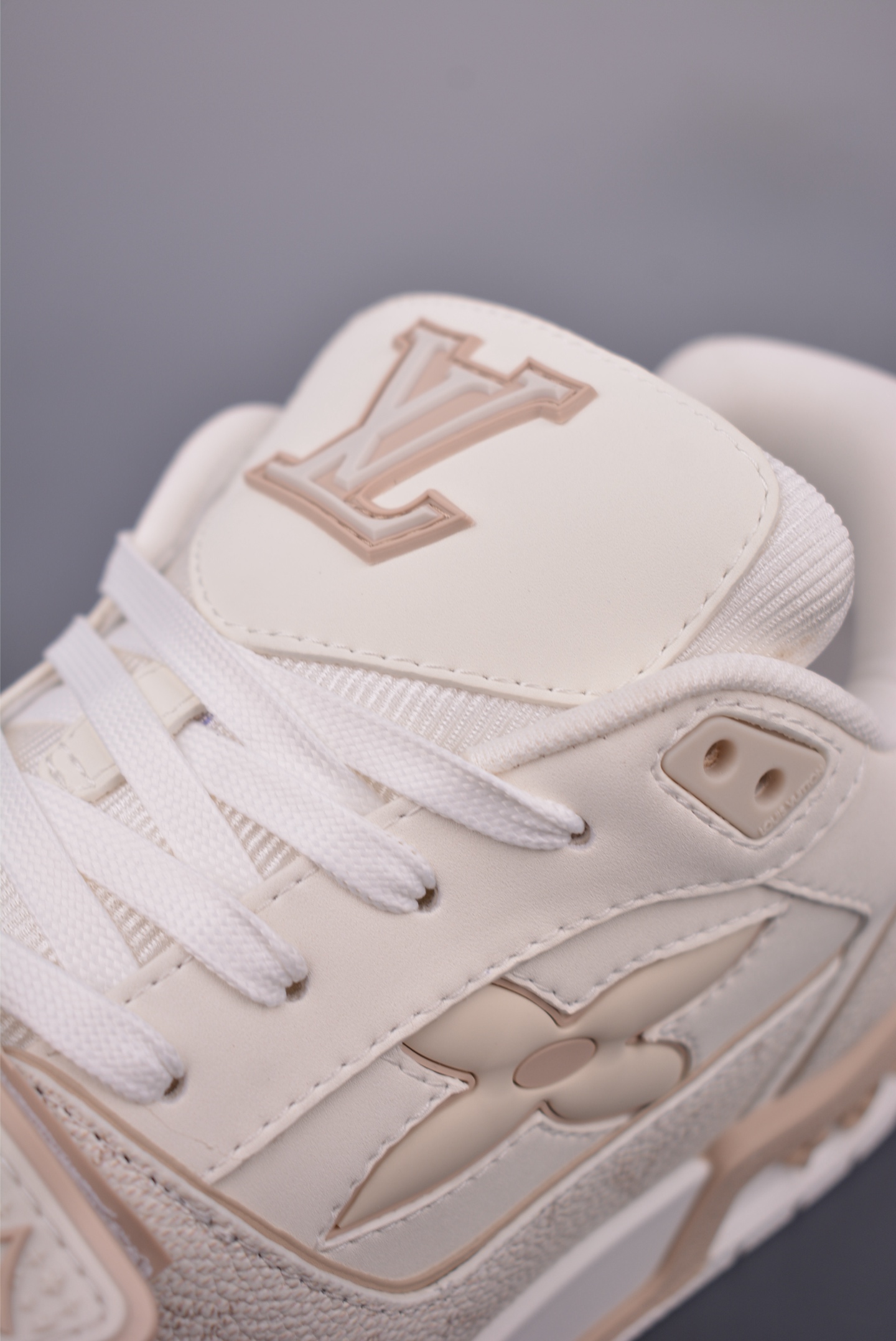 Louis Vuitton Archlight Sneakers 
