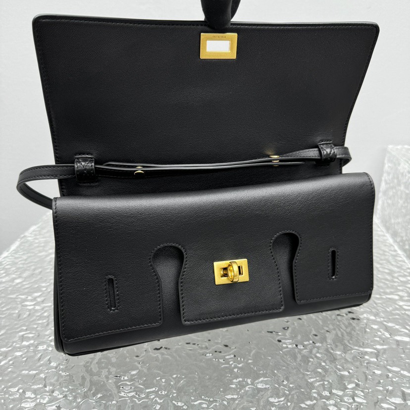 Balenciaga bel air clutch 92590