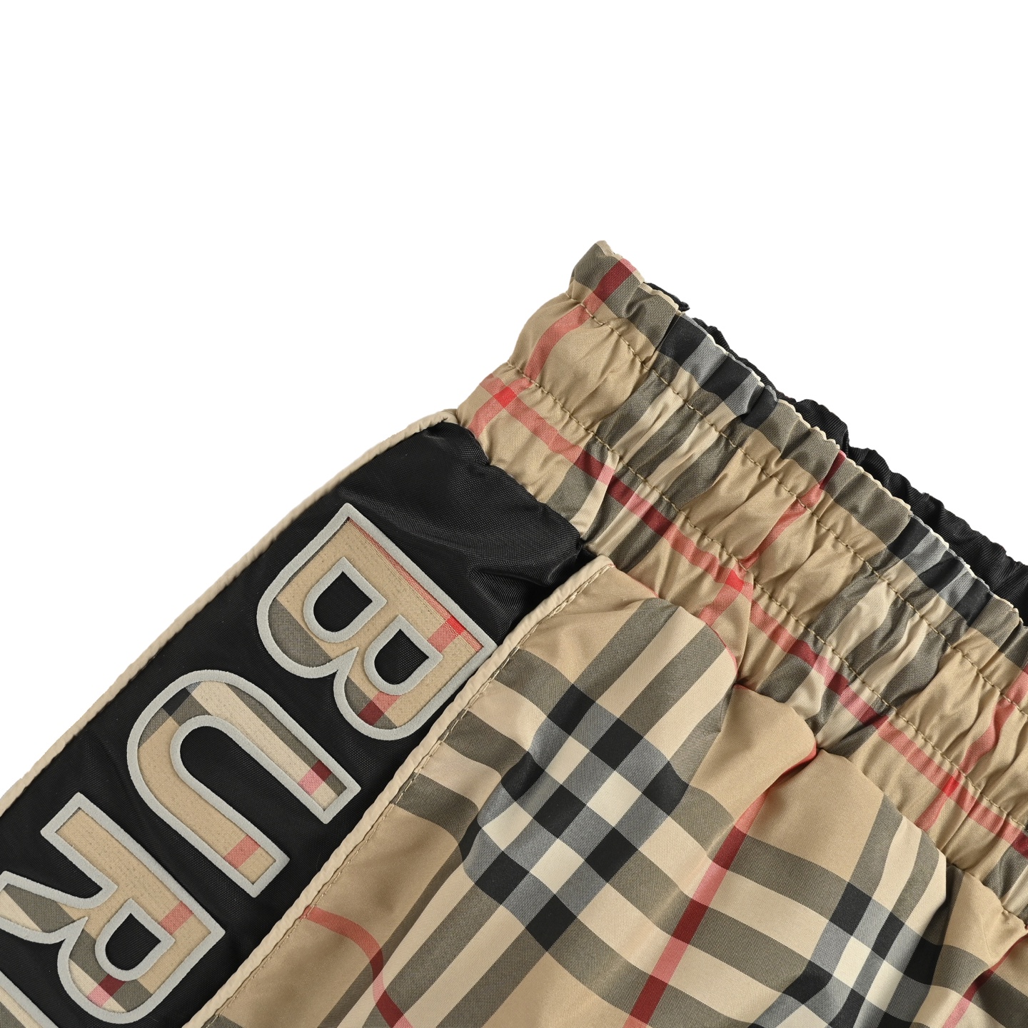 Burberry 25ss side lettering check beach shorts