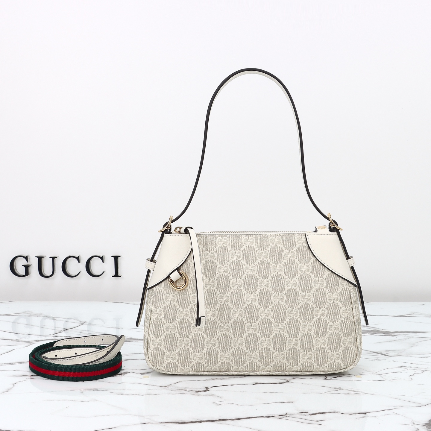 Gucci GG Emblem small shoulder bag 815218 FAEAA 9642