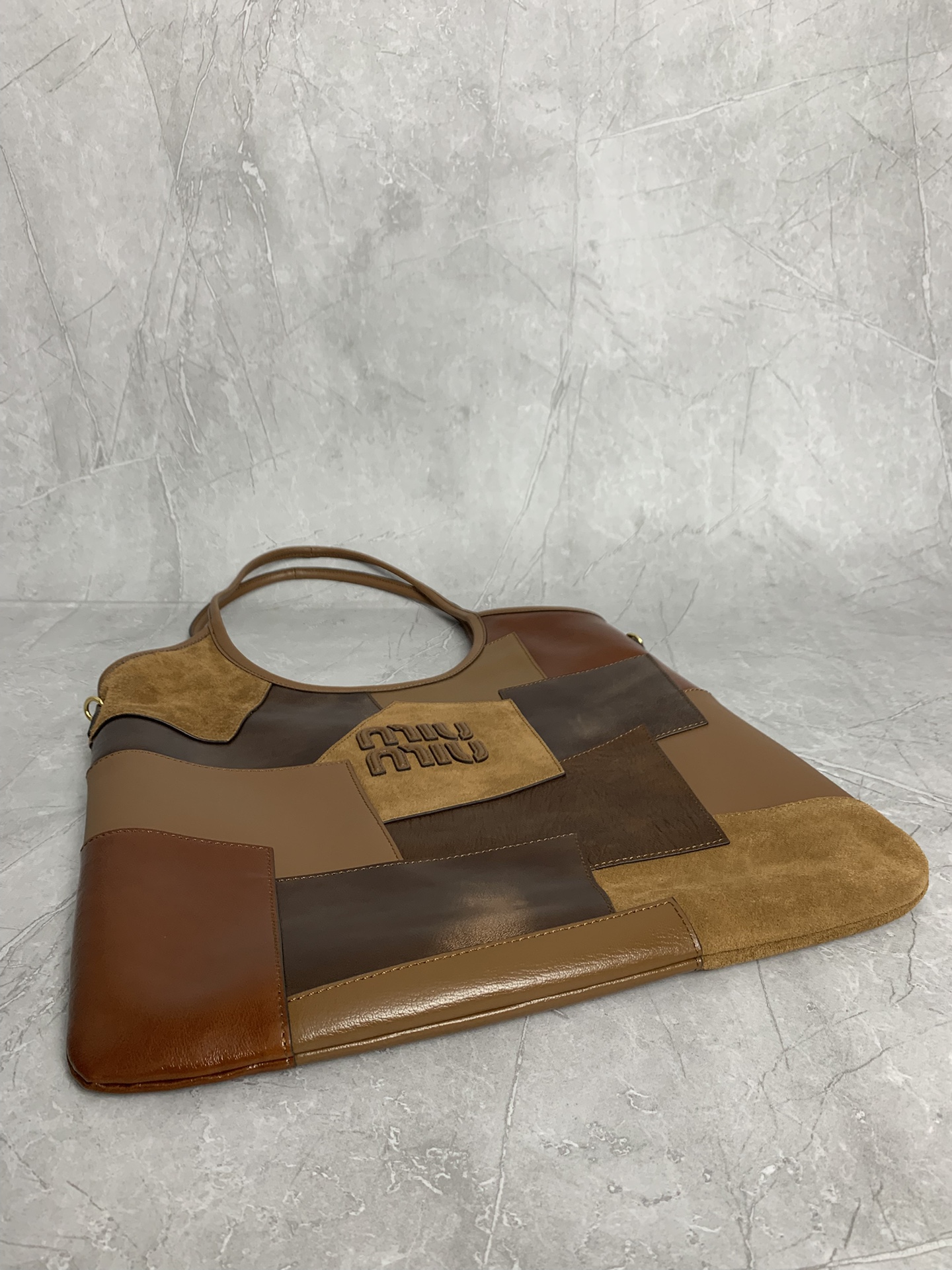 Miu Miu hobo tote 5BG231