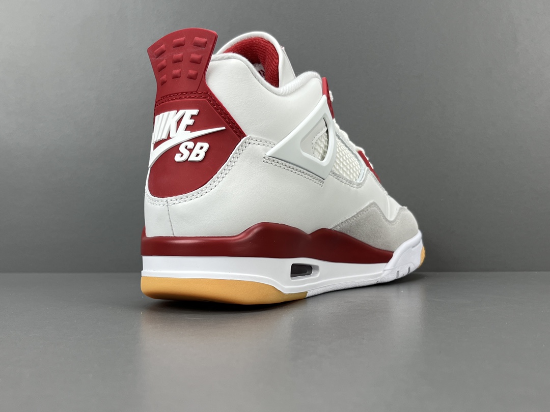 Nike SB x Jordan Air Jordan 4 Varsity Red DR5415-106