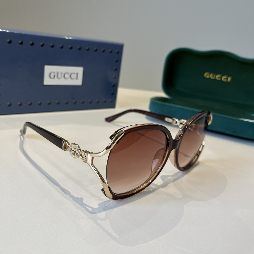 Gucci Round Frame Sunglasses