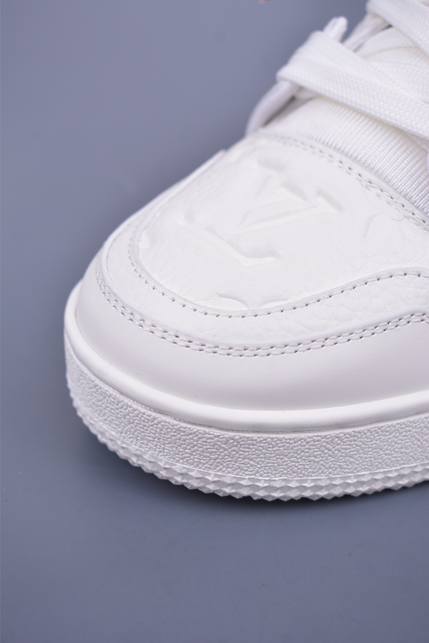 Louis Vuitton Trainer Sneaker Low 
