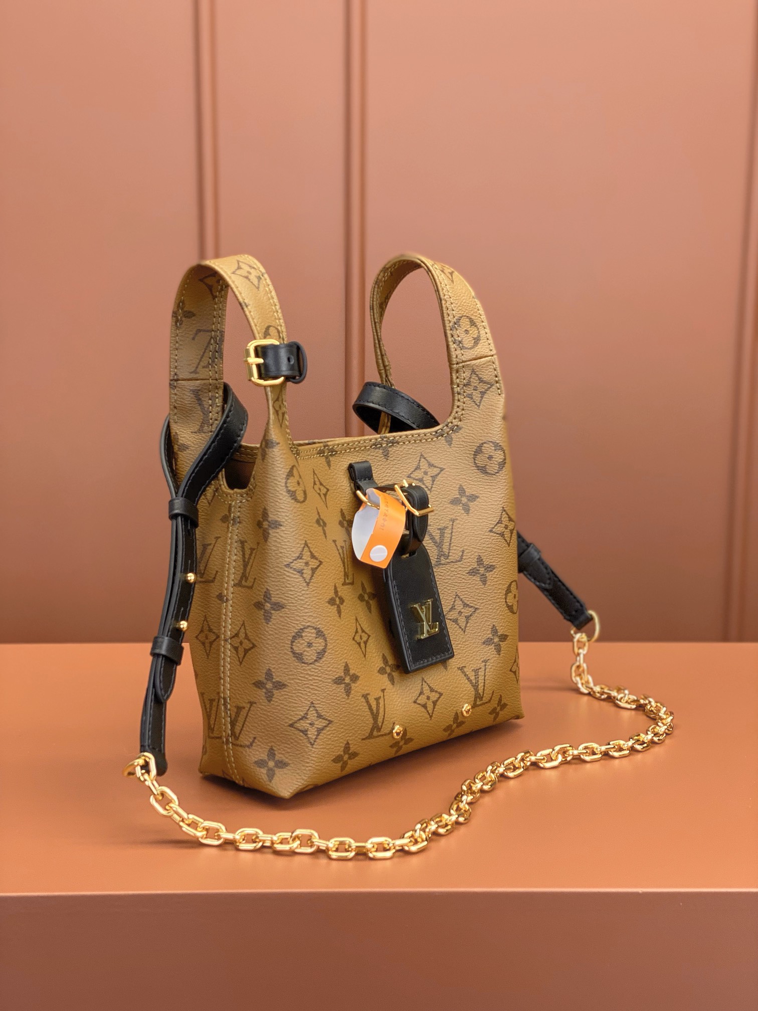 Louis Vuitton ATLANTIS BB Handbag M46816