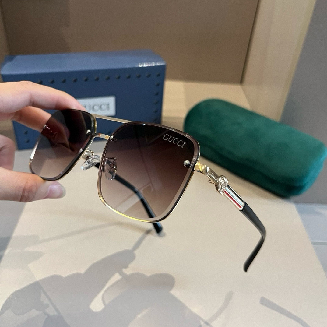 Gucci Square Frame Sunglasses