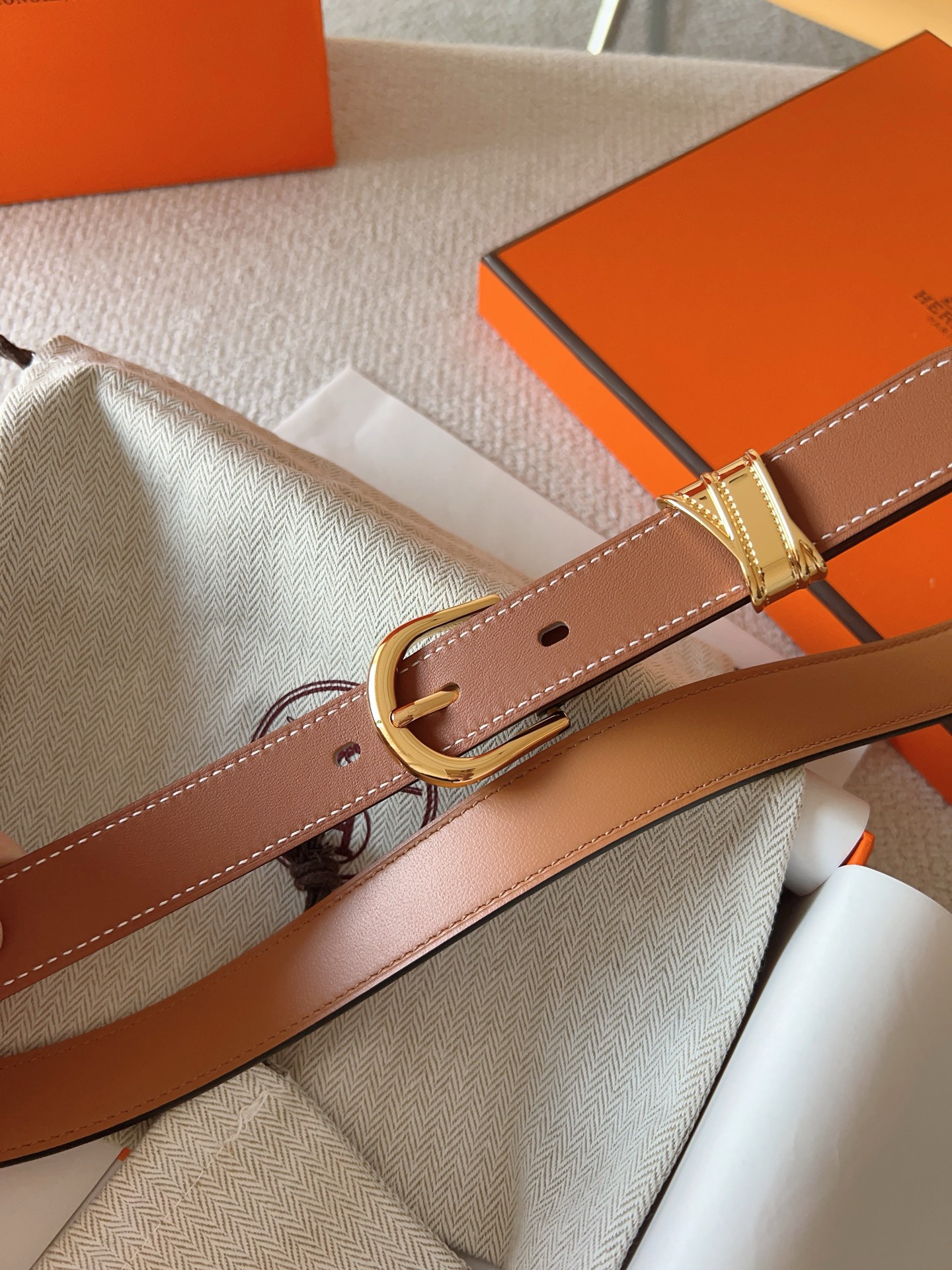 Hermès Women's Calfskin Double-Sided Pin Buckle Belt 2.4cm Width