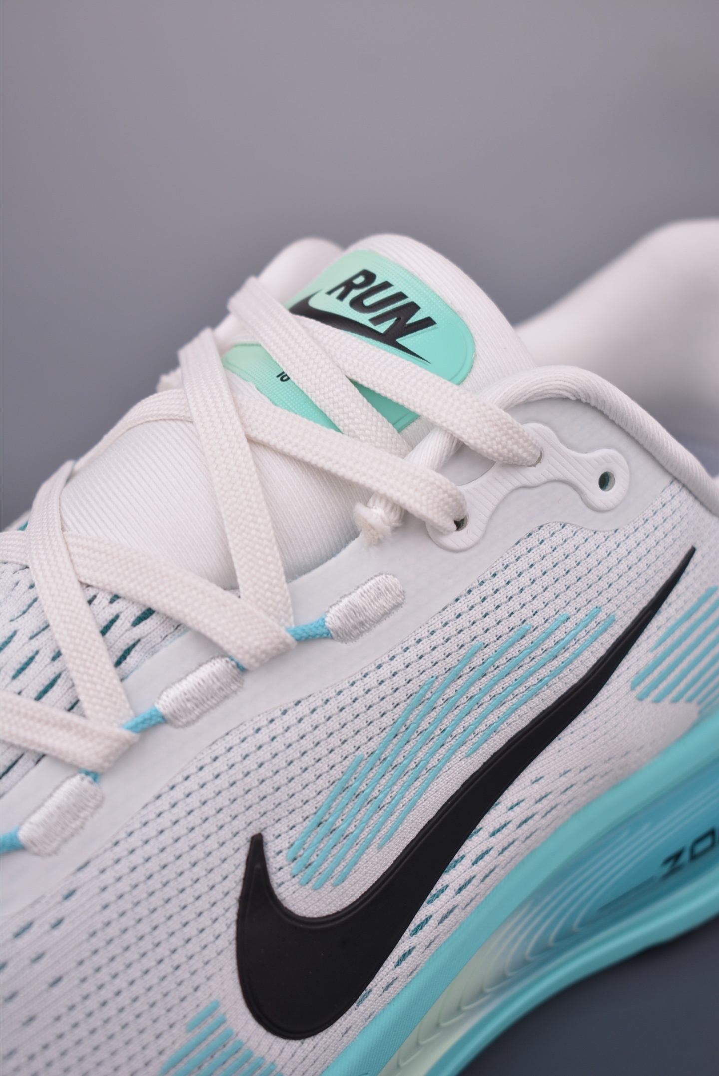 Nike Vomero 18 'Dusty Cactus' HM6803-103