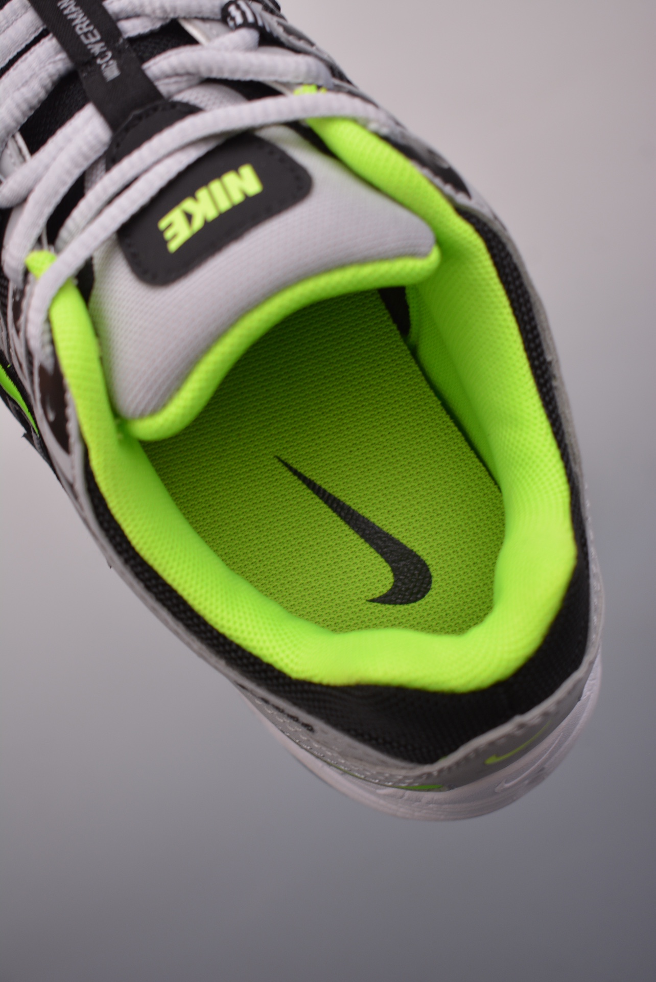 Nike P-6000 PremiumElectric Green CD6404-005
