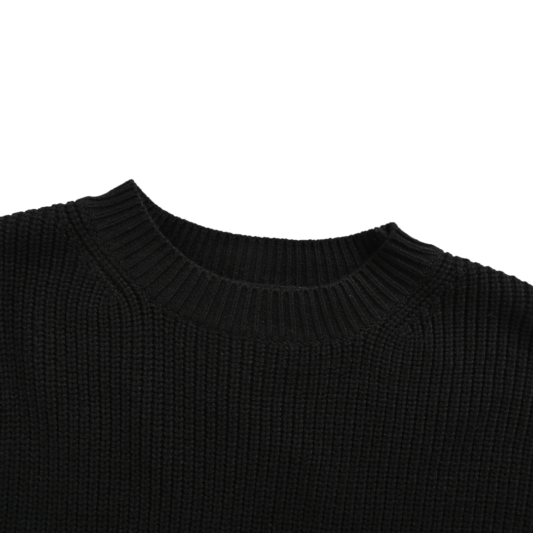 Balenciaga 24Fw sleeve badge knitted crew neck sweater