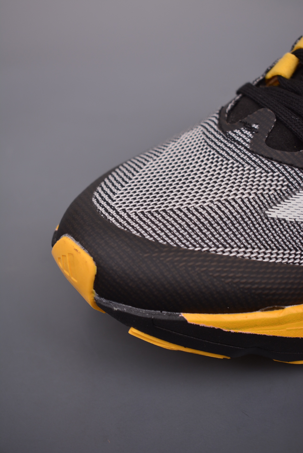 Adidas Adizero Boston 12 Black Gray Yellow