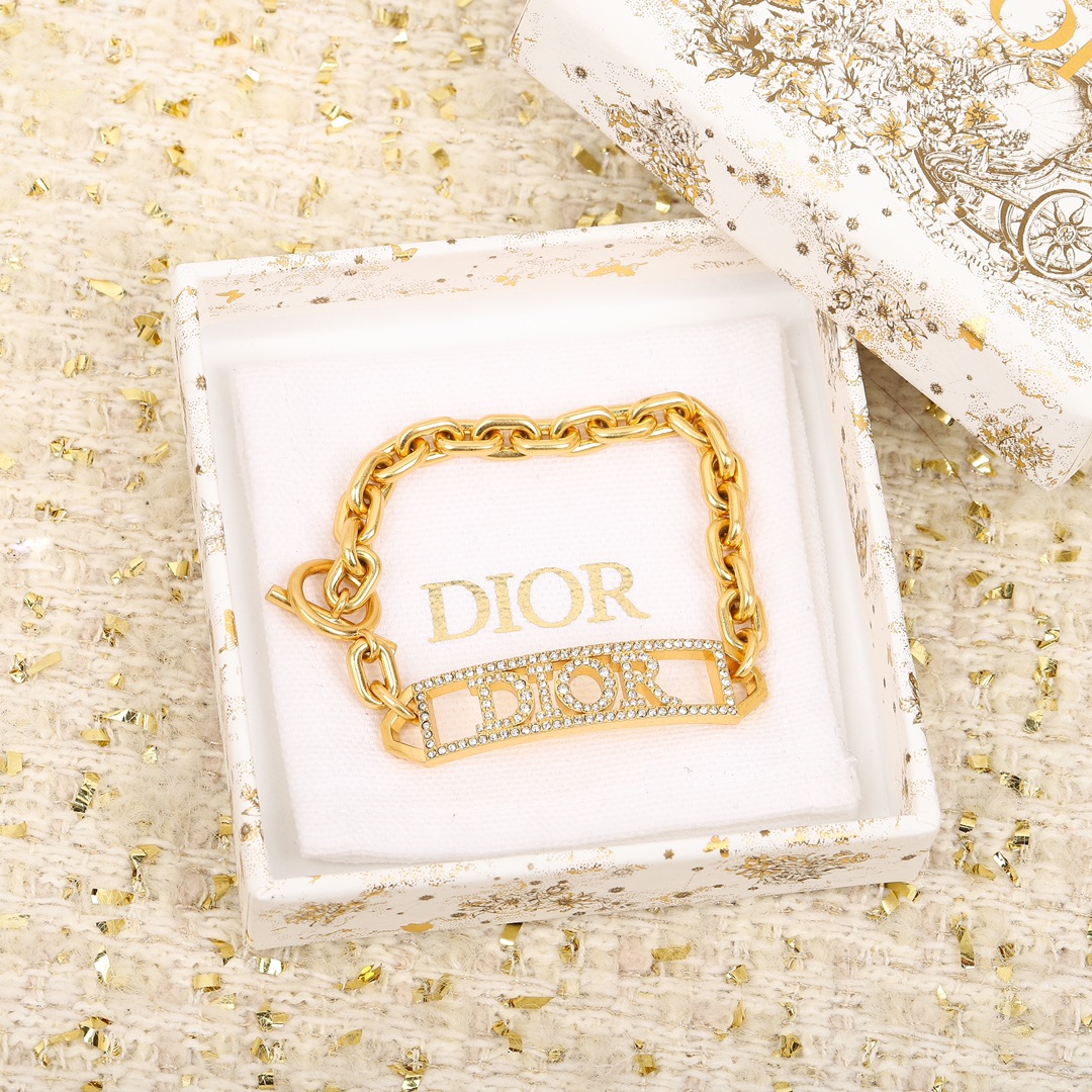 Dior hollow letter thick bracelet