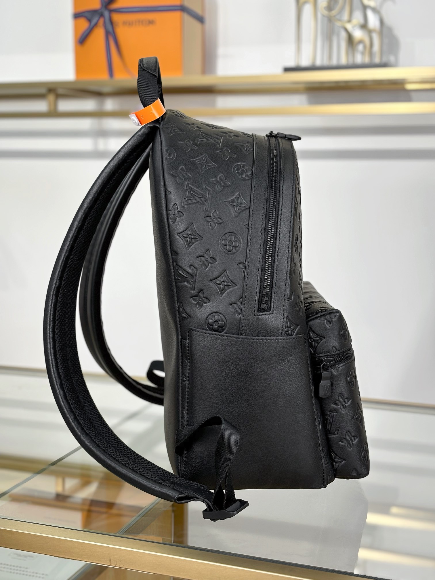 Louis Vuitton DISCOVERY Backpack M46553