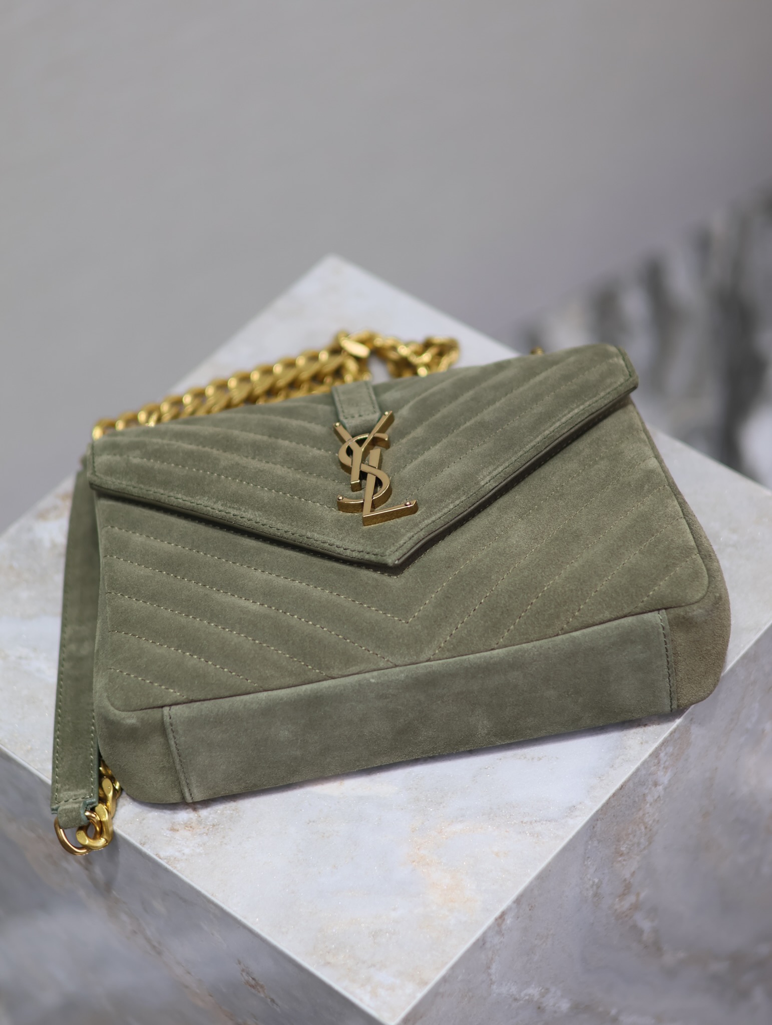 Yves Saint Laurent Monogram college messenger bag 392737