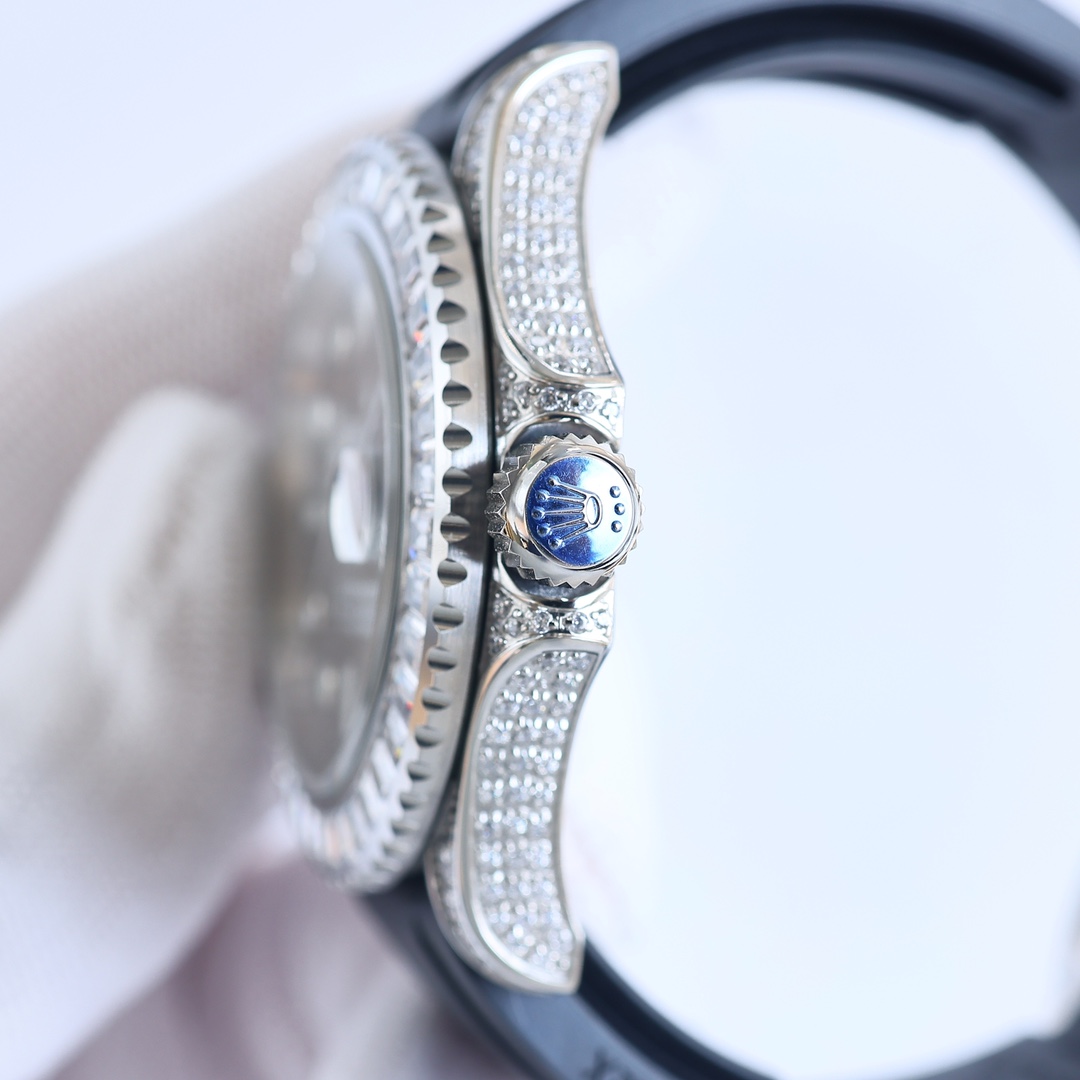 ROLEX Limited Edition Jewel Yacht-Master