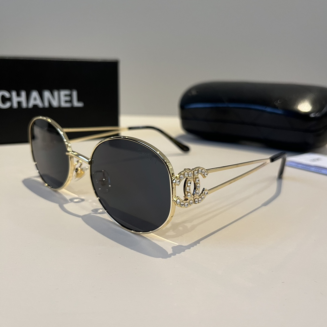 Chanel round frame sunglasses