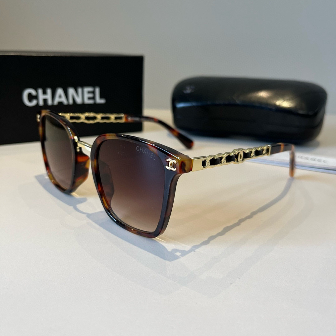Chanel round frame sunglasses