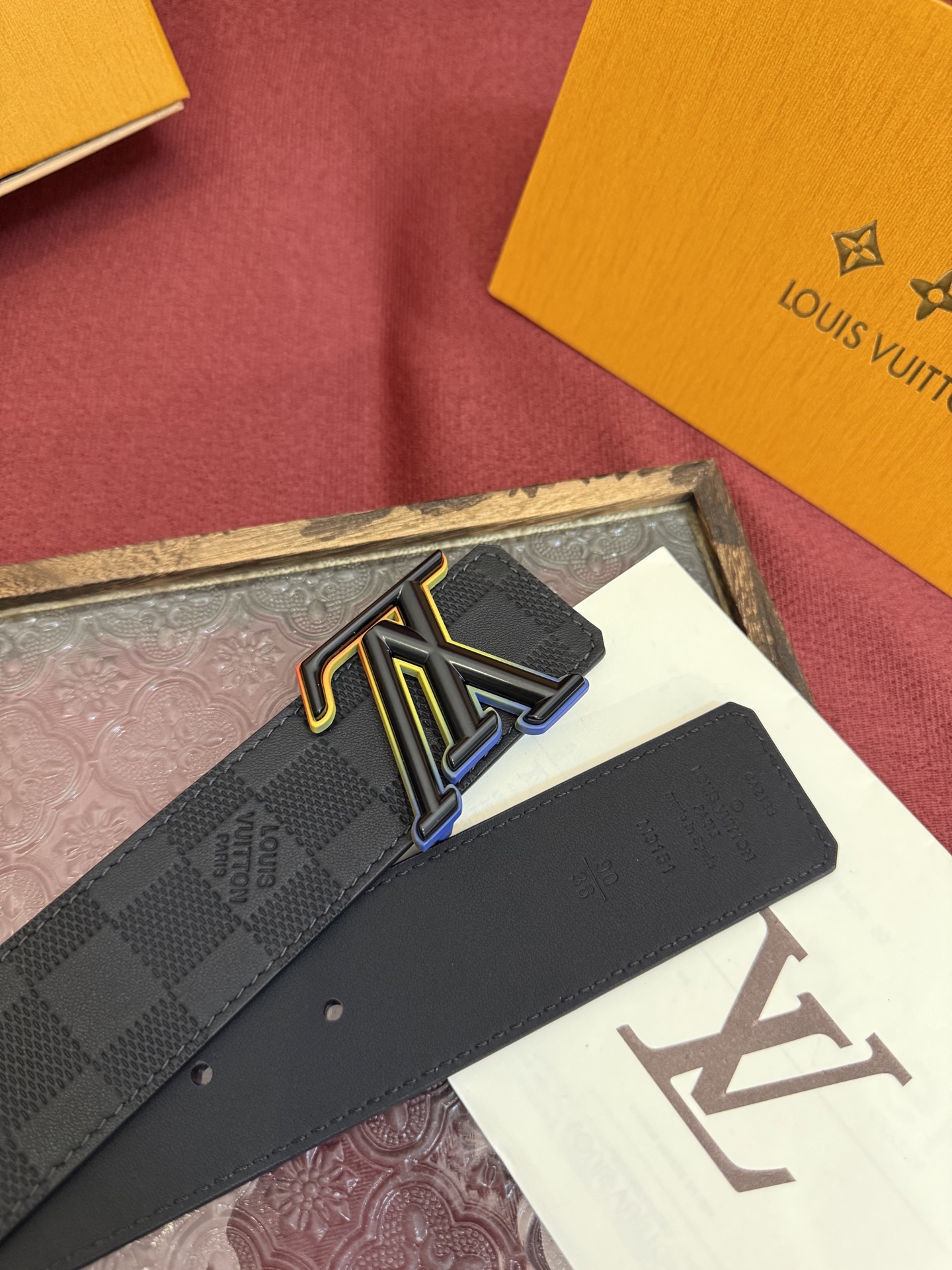 Louis Vuitton Classic Embossed Double-Sided Men's Belt 4CM Width