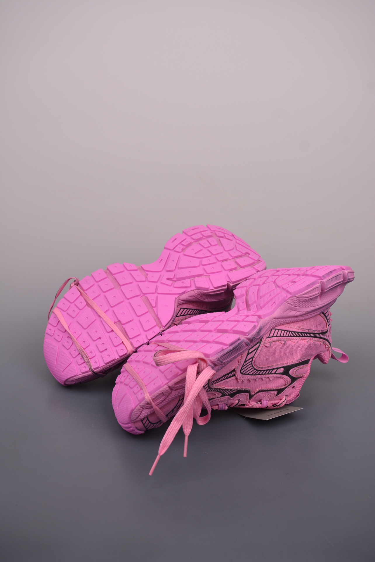 BALENCIAGA 3XL Sneakers Pink Black