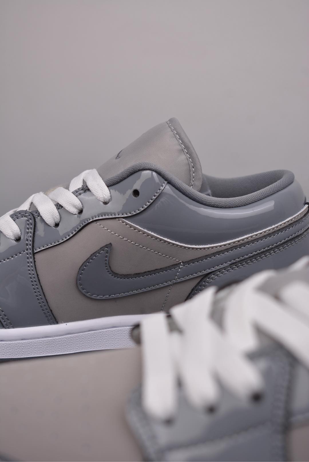 Air Jordan 1 Low Cool Grey Toe HF3148-011