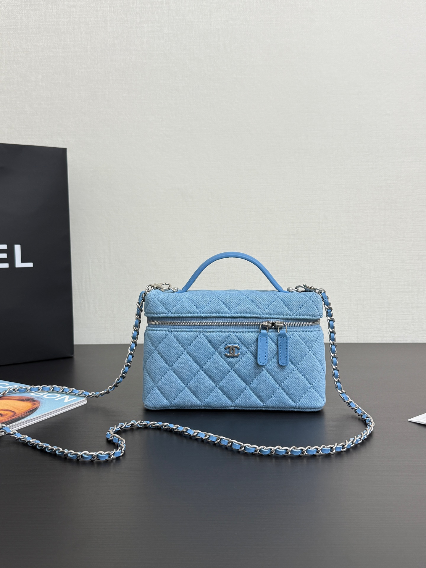 Chanel 25C LP Box Bag Light Denim