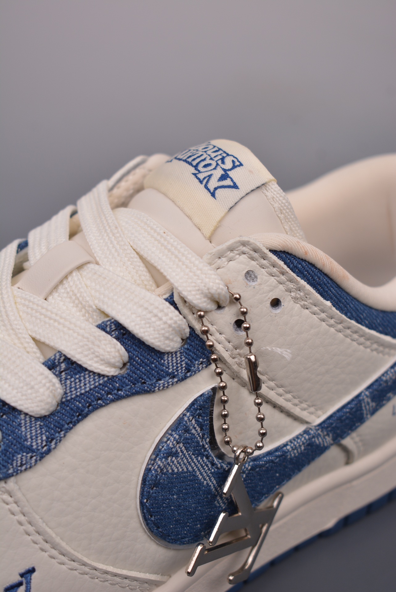 Louis Vuitton x Nike SB Dunk Low LV Monogram Off-White Denim Blue JH8310-955