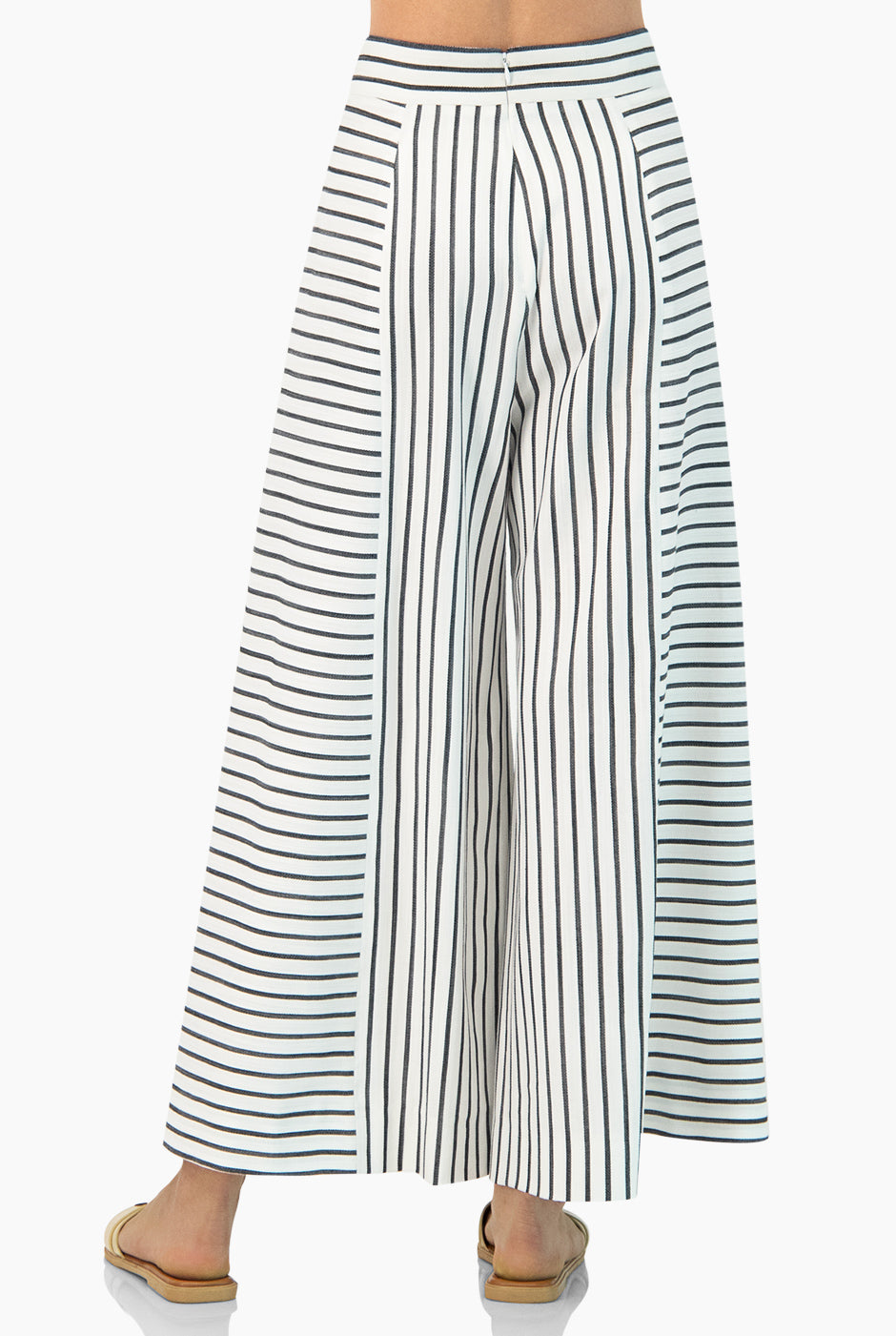 Pantalon amplio estampado rayas