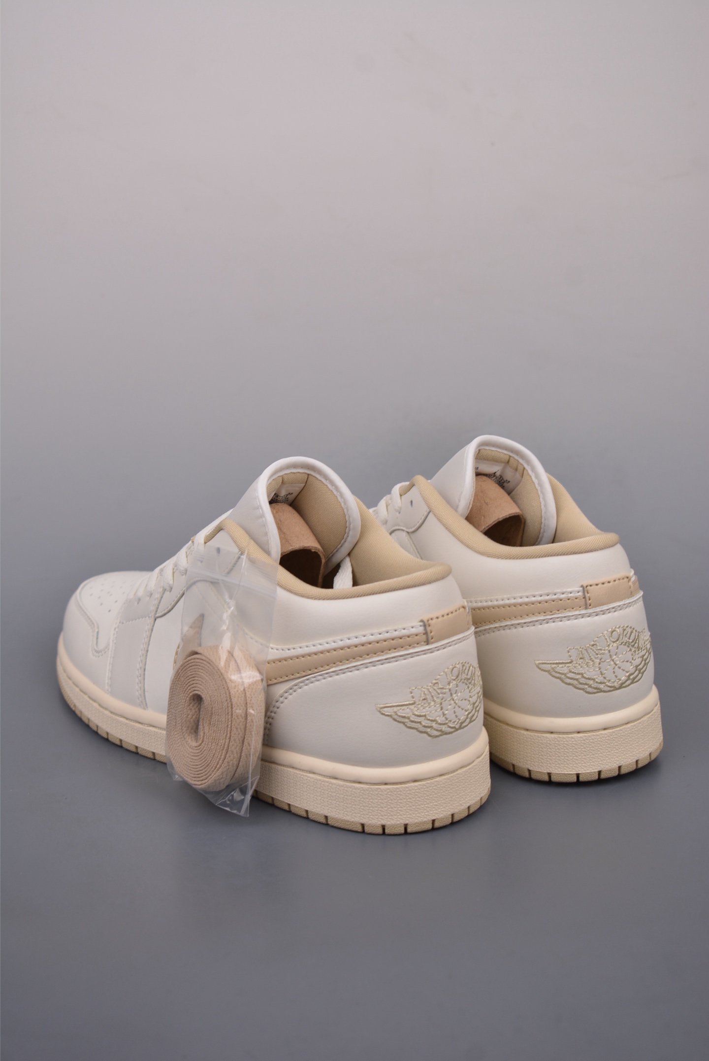 Nike Air Jordan 1 Low SailTan OG AJ1 basketball shoes white khaki DC0774-112