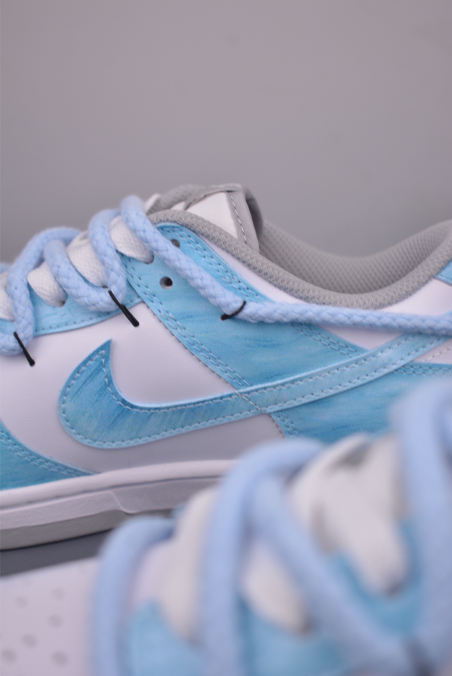 Nike SB Dunk Low 