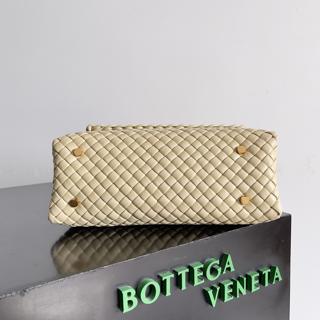 Bottega Veneta Patti Bag 776783