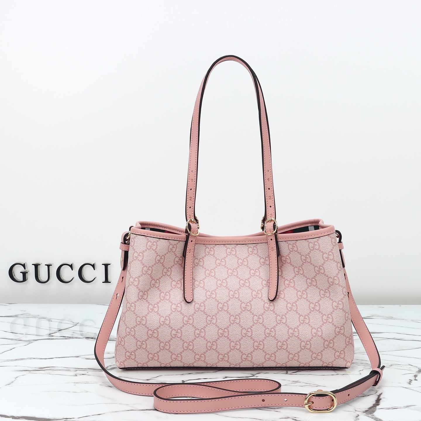 Gucci GG Emblem medium tote bag ‎815214 FAD6L 8459
