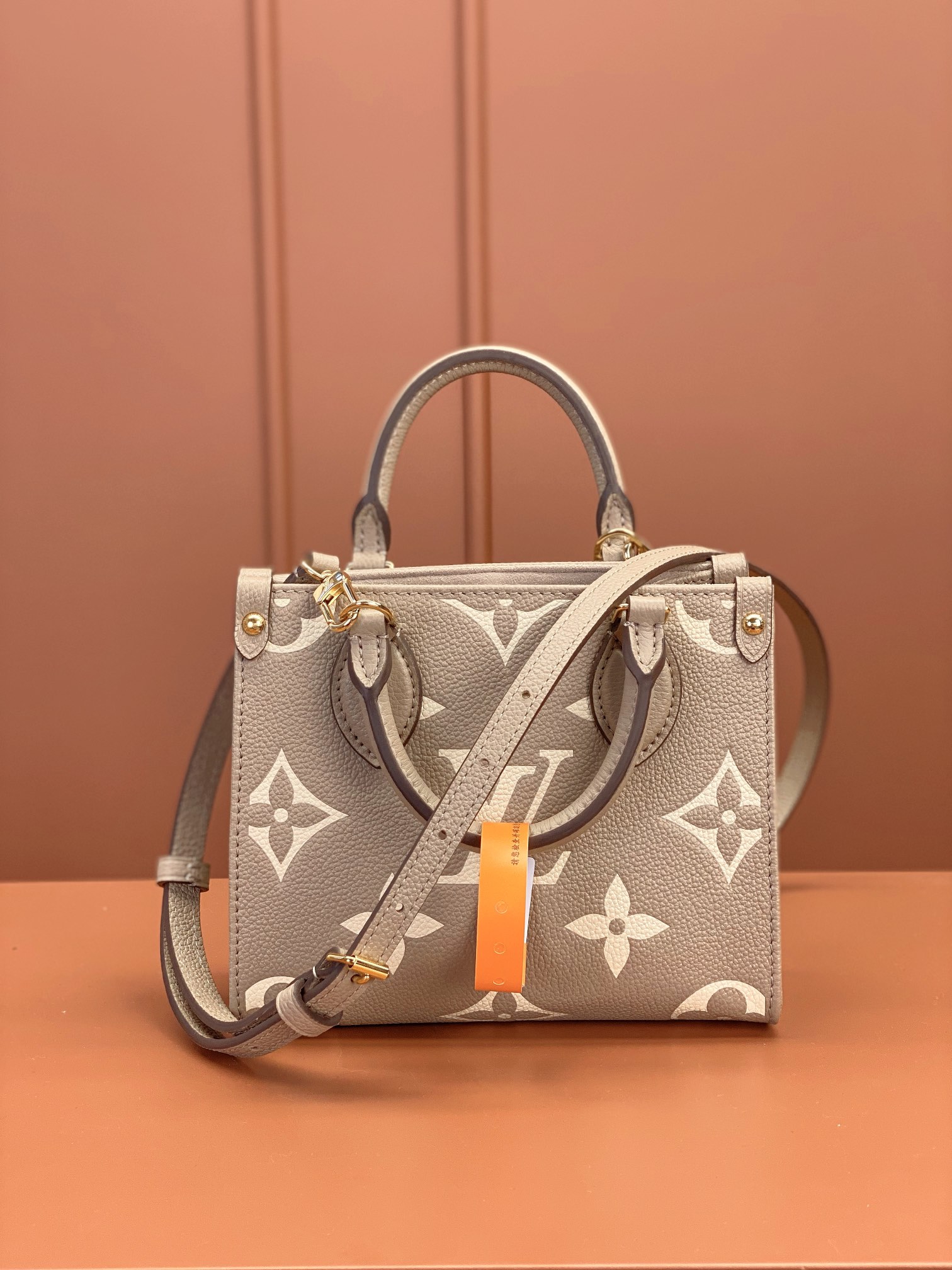 Louis Vuitton ONTHEGO BB Handbag M47054