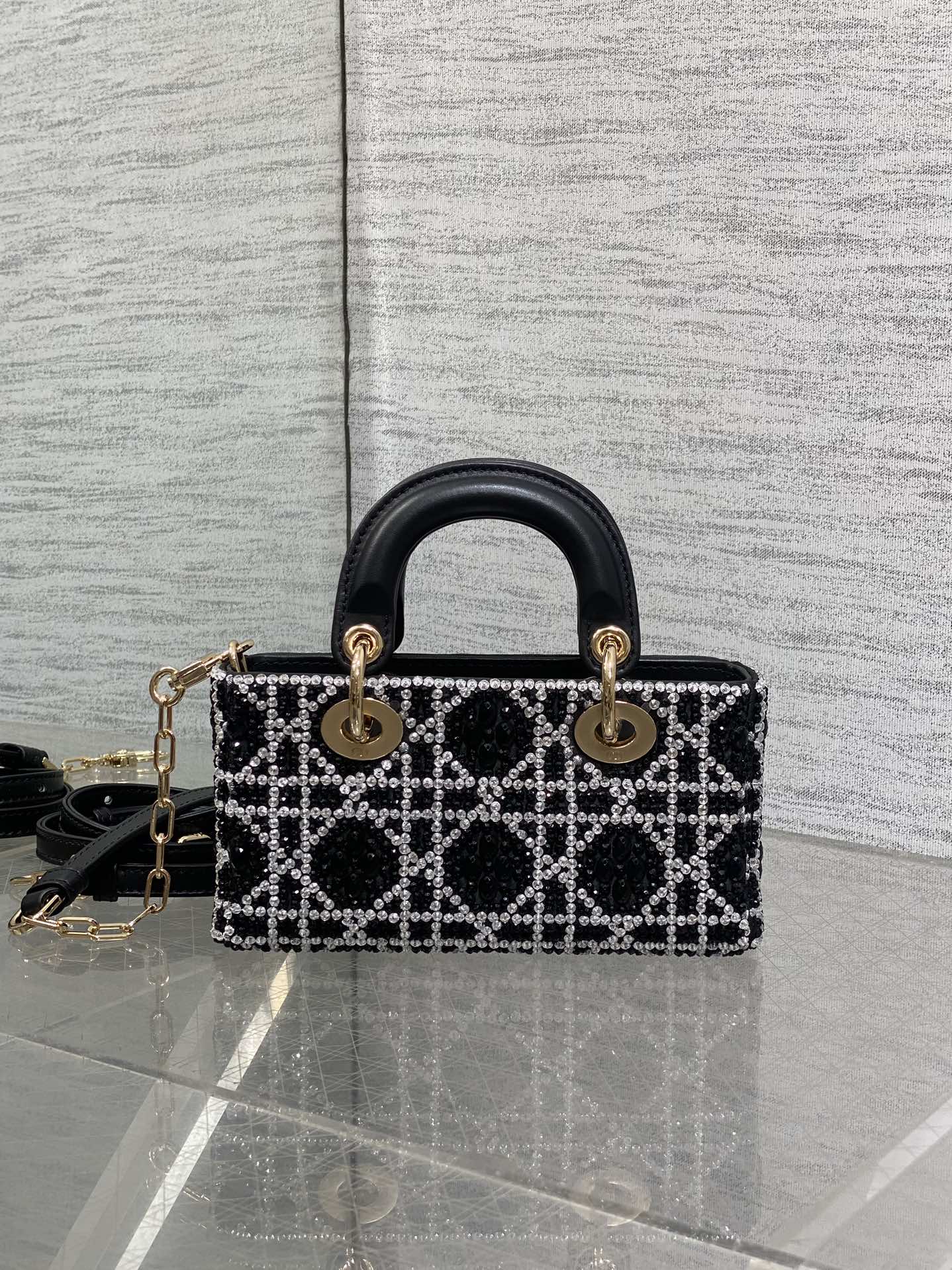 Dior Lady Limited Edition Heavy Beads Horizontal Version Princess Diana Bag