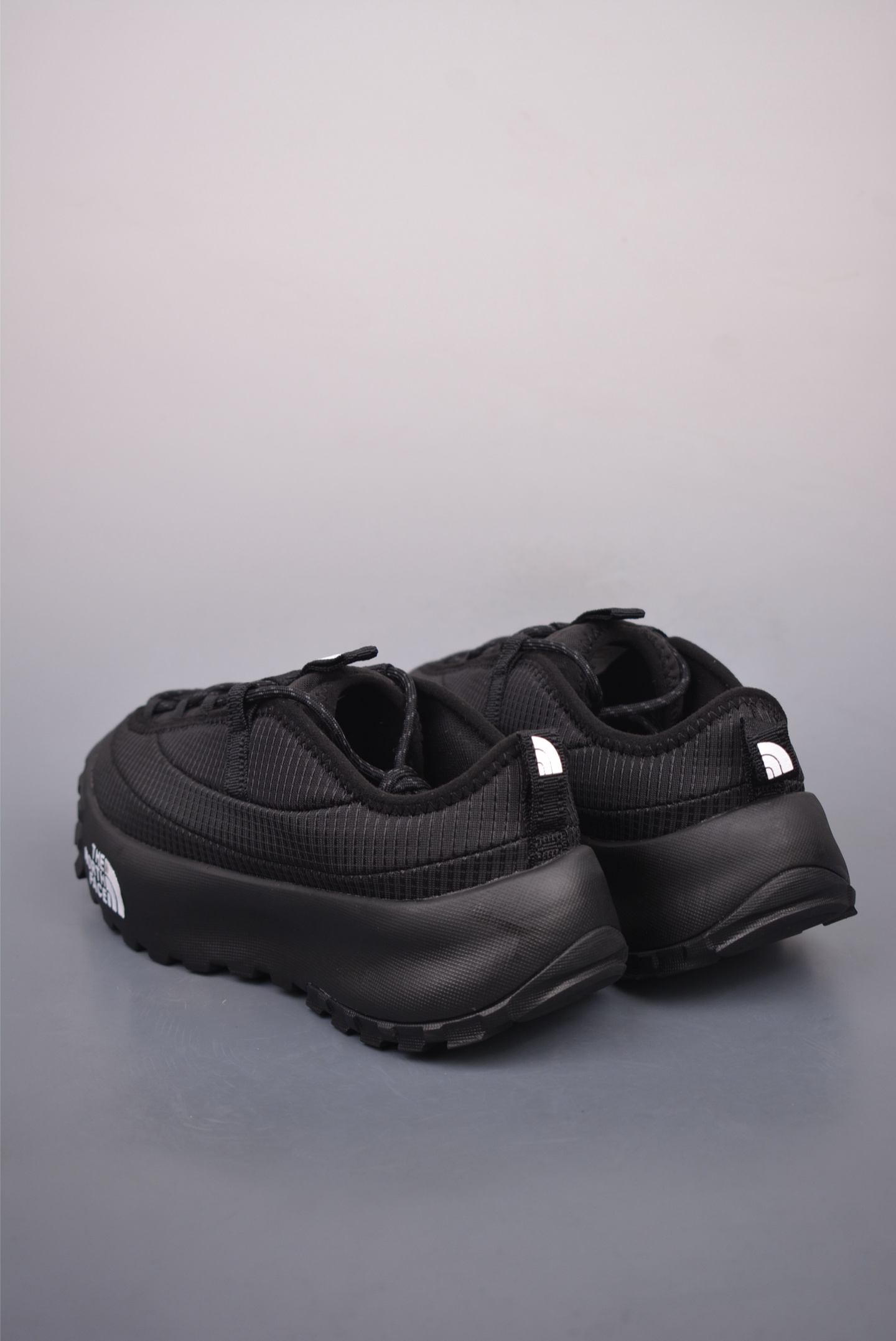The North Face W Never Stop Lace sneakers black and white NFOA8A93KX7-075