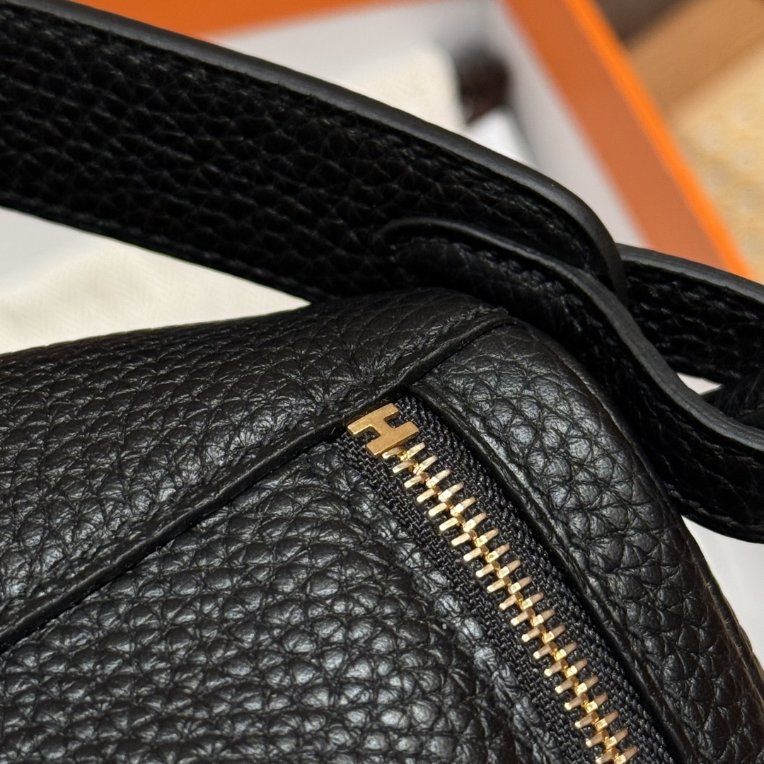 Hermès Lindy 89noir Handbag (Handmade to order)