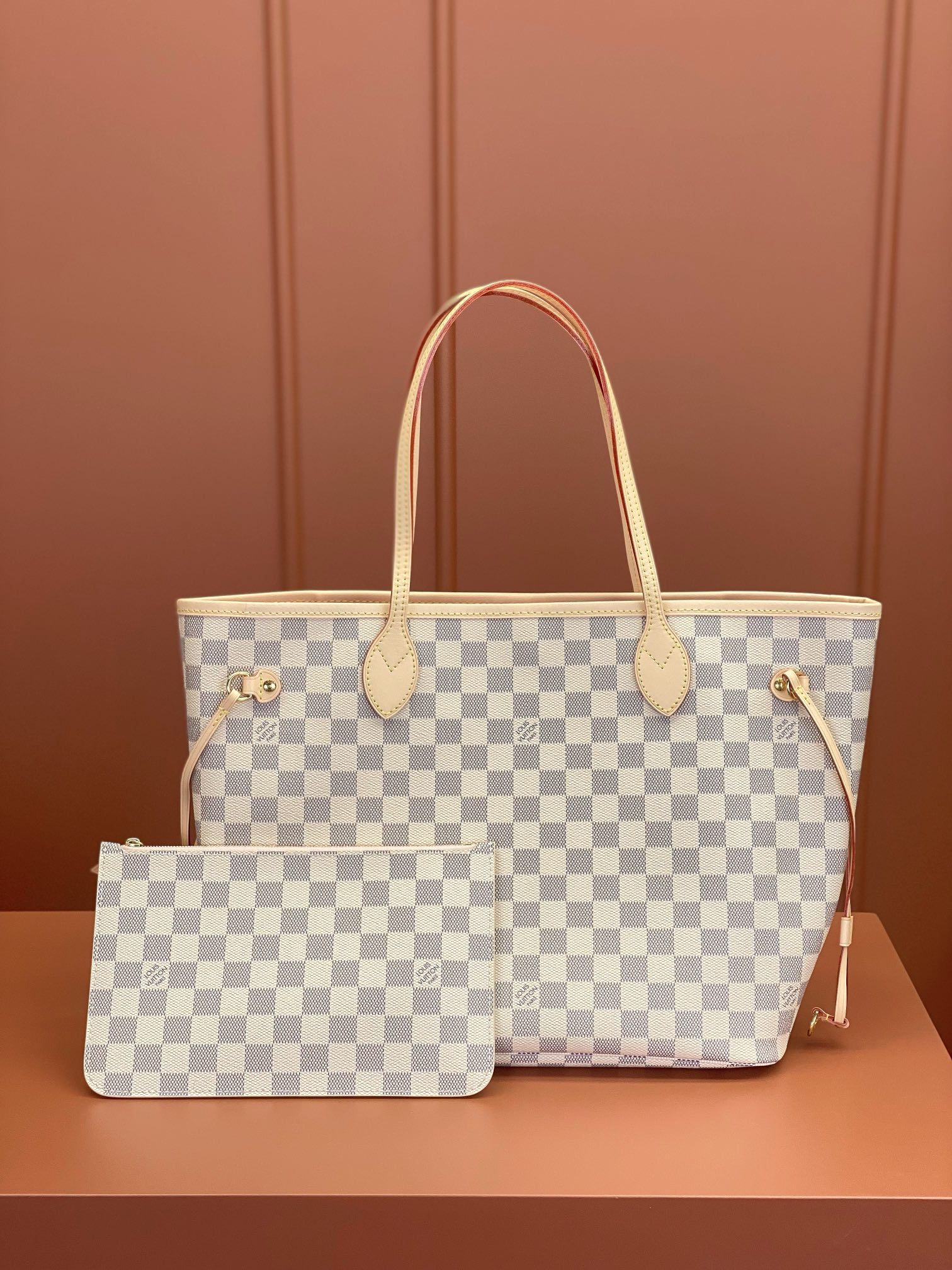 Louis Vuitton NEVERFULL Medium Handbag N41605