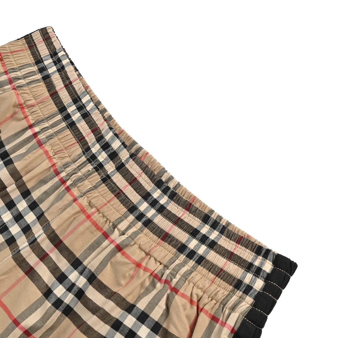 Burberry Classic Black Ribbon Check Shorts