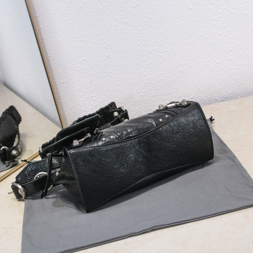 Balenciaga Neo cagole motorcycle bag