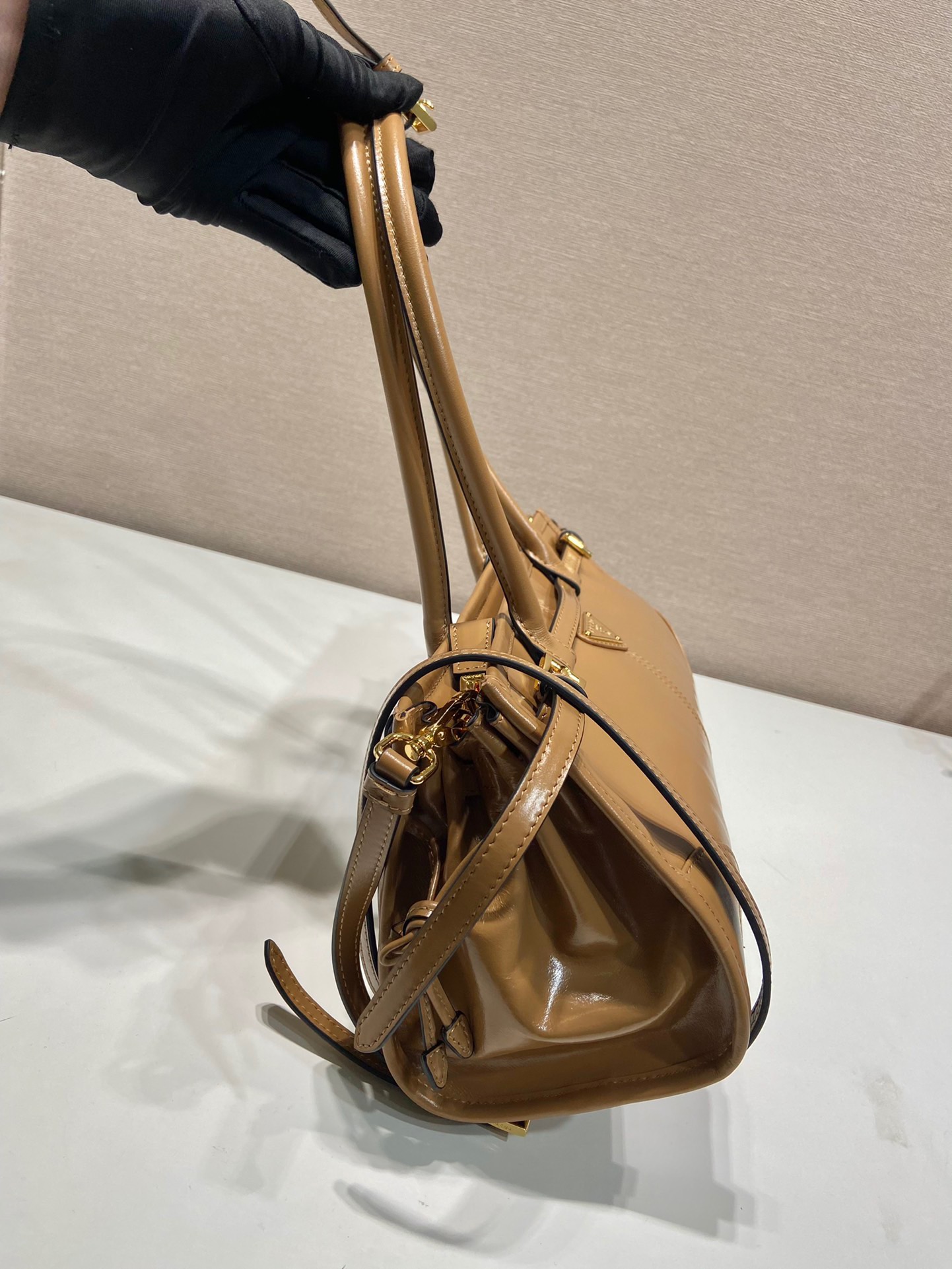 Prada lussolf waxed leather handbag 1BA426