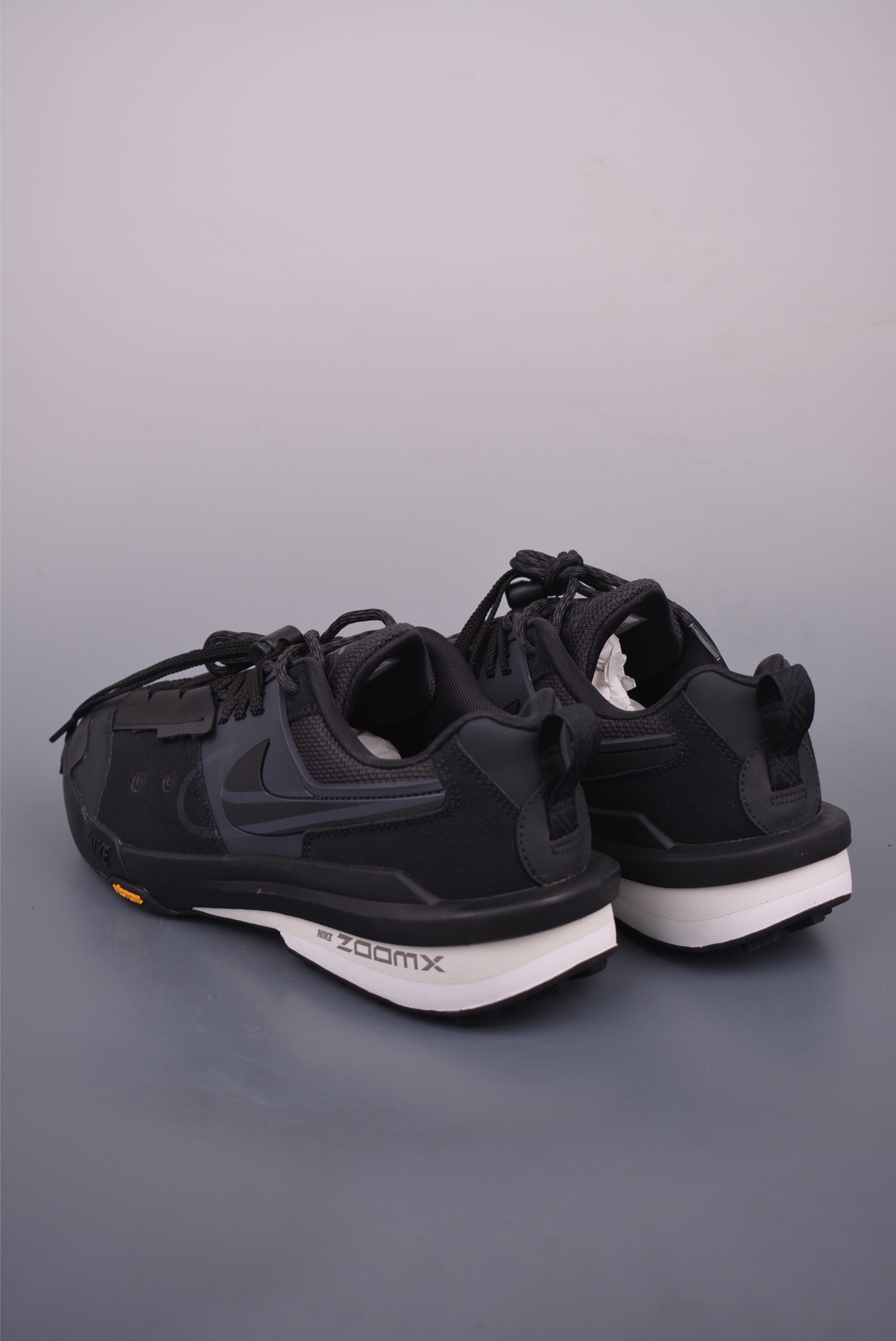 Sacai x NIKE Zegama Dome SP