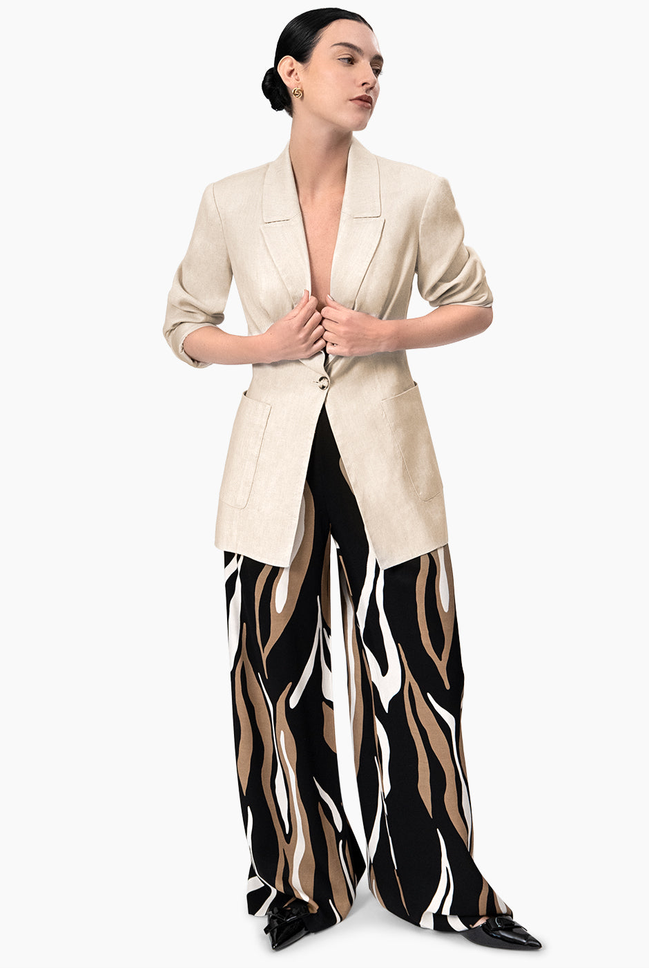 Saco beige de cruce sencillo