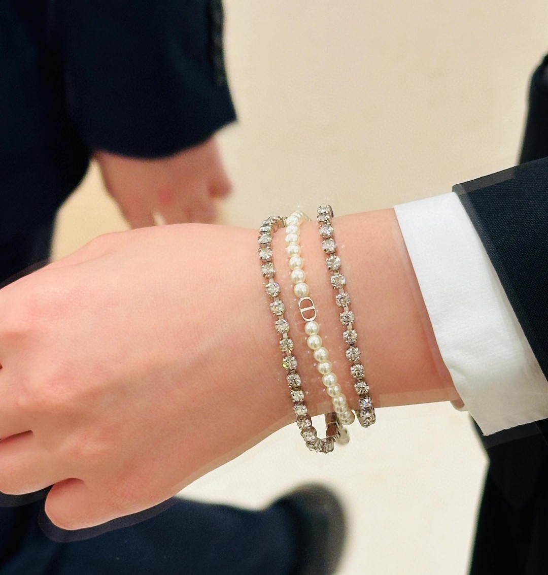 Dior 3-layer beaded diamond bracelet