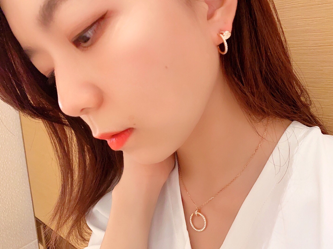 Cartier nail small diamond earrings